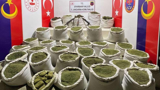 Eren Abluka-15 Operasyonu başladı: 1 ton esrar ele geçirildi